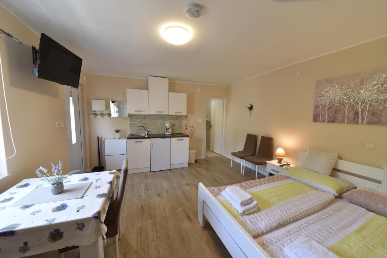 Lea Apartment Kastav Bagian luar foto